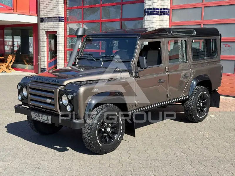 2011 Land Rover DEFENDER