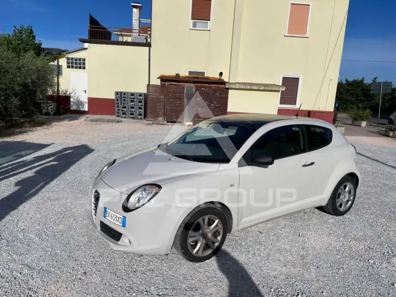 2011 Alfa Romeo Mito