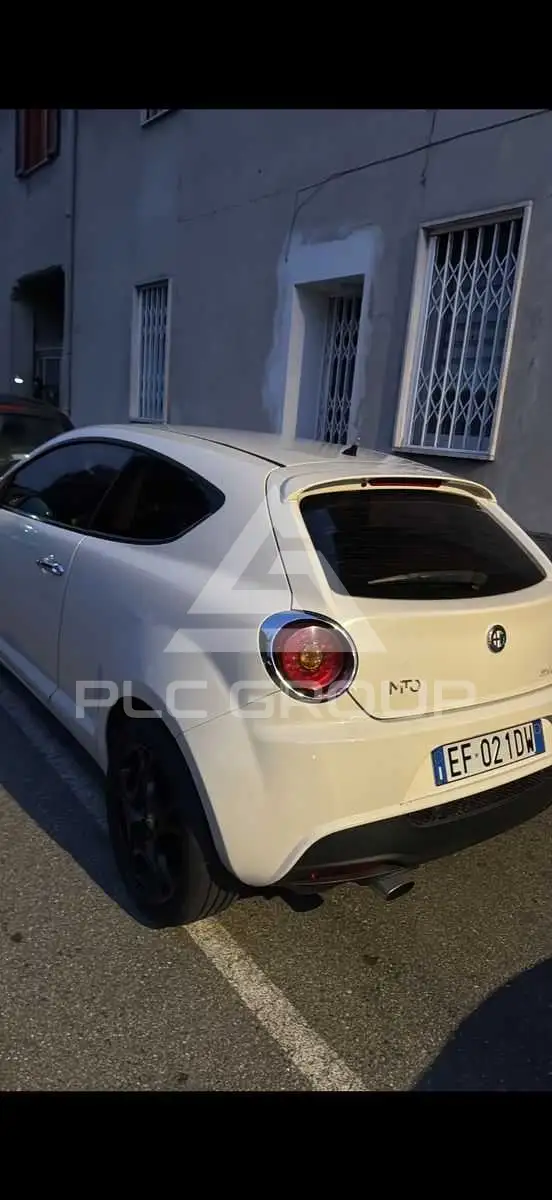 2011 Alfa Romeo Mito