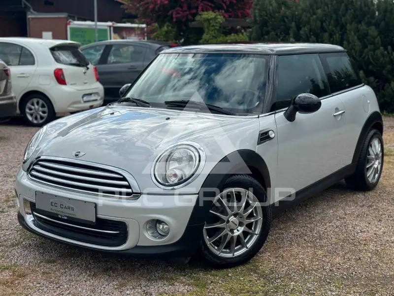 2011 Mini COOPER