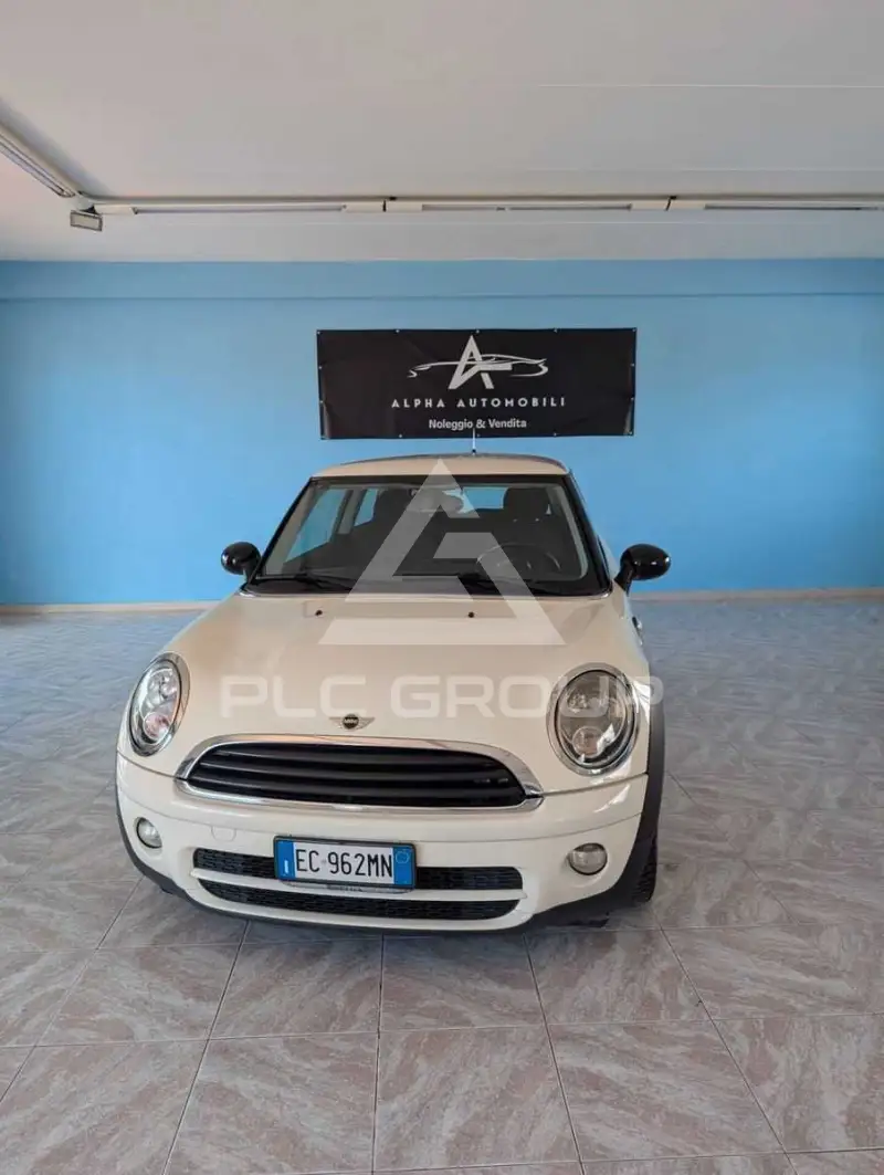2011 Mini COOPER