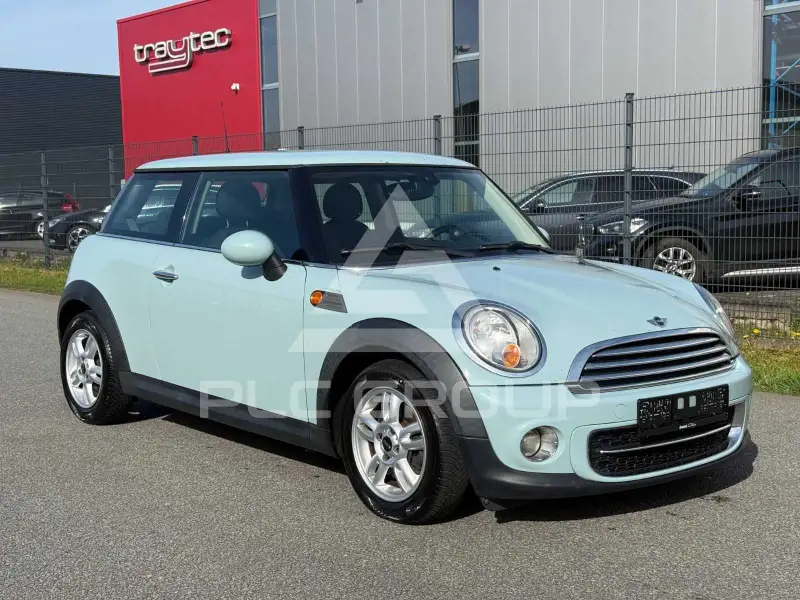 2011 Mini COOPER