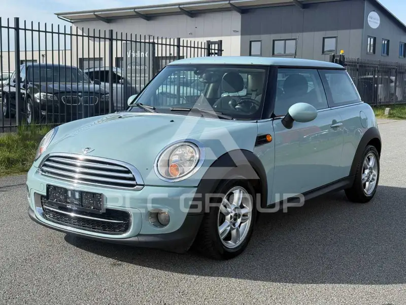 2011 Mini COOPER