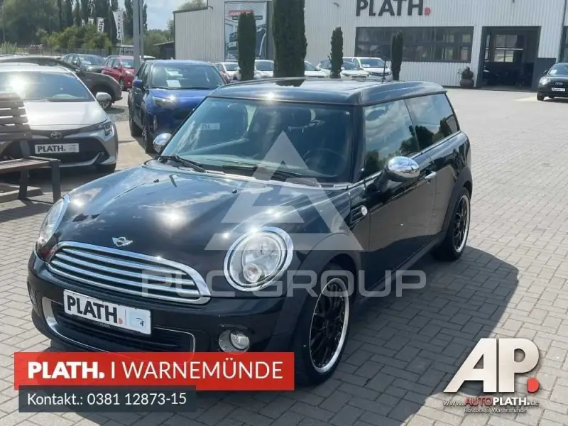 2011 Mini COOPER