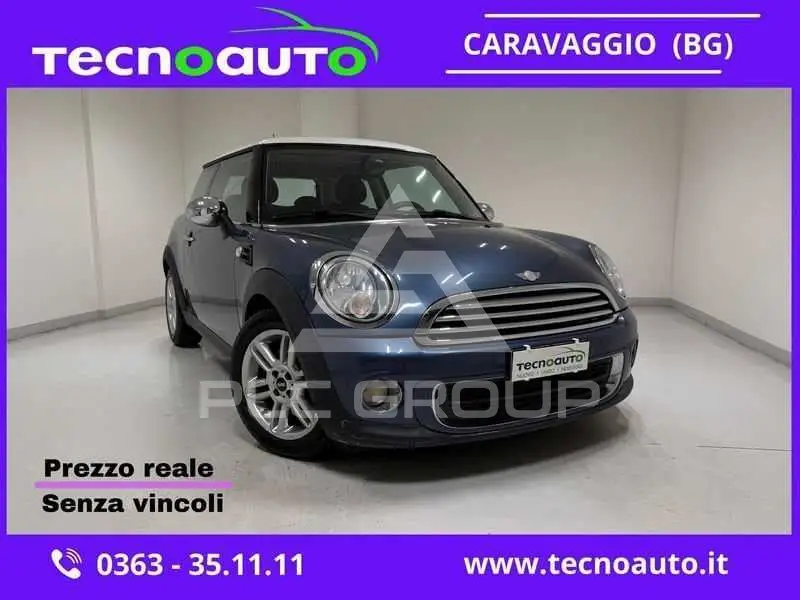 2011 Mini COOPER