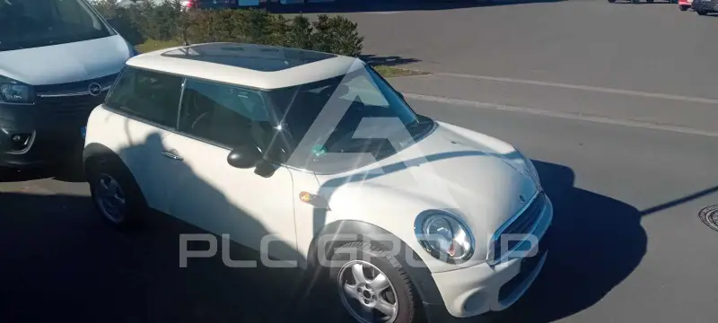 2011 Mini COOPER