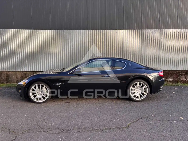 2011 Maserati GRANTURISMO