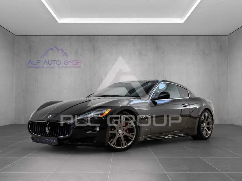 2011 Maserati GRANTURISMO