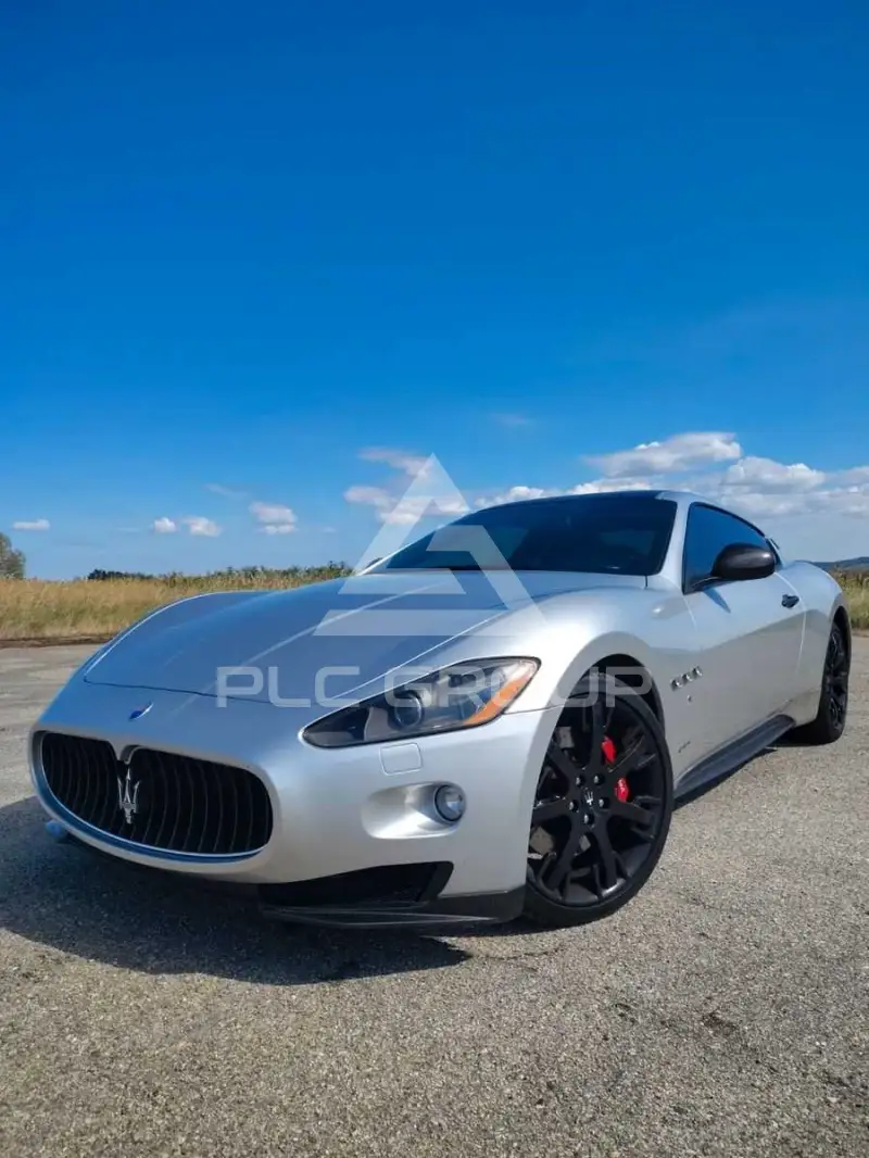 2011 Maserati GRANTURISMO