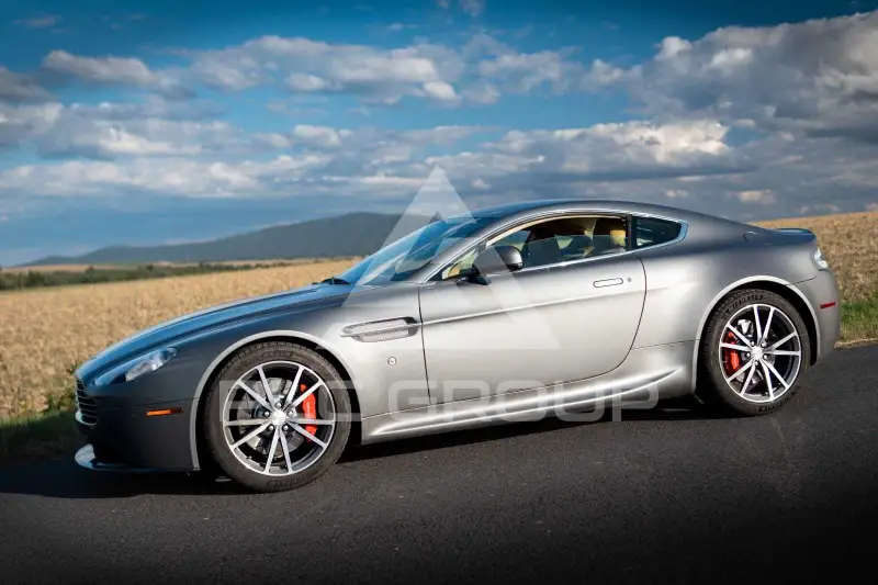 2011 Aston Martin V8