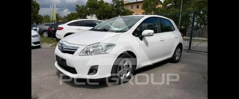 2011 Toyota AURIS