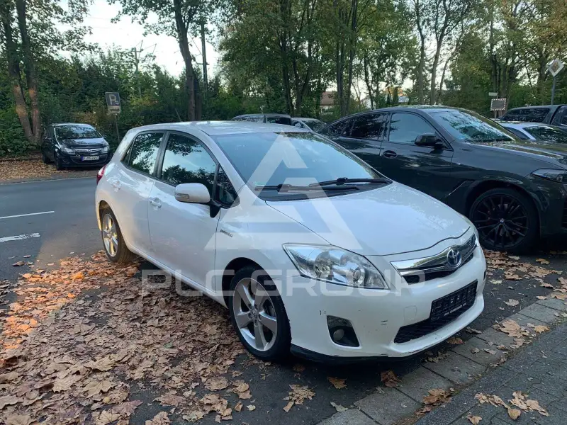 2011 Toyota AURIS