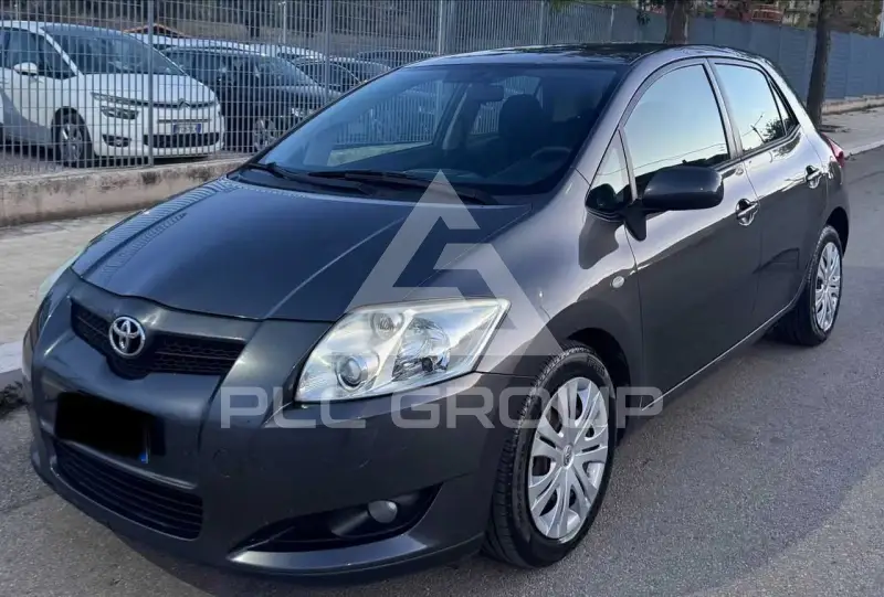 2011 Toyota AURIS