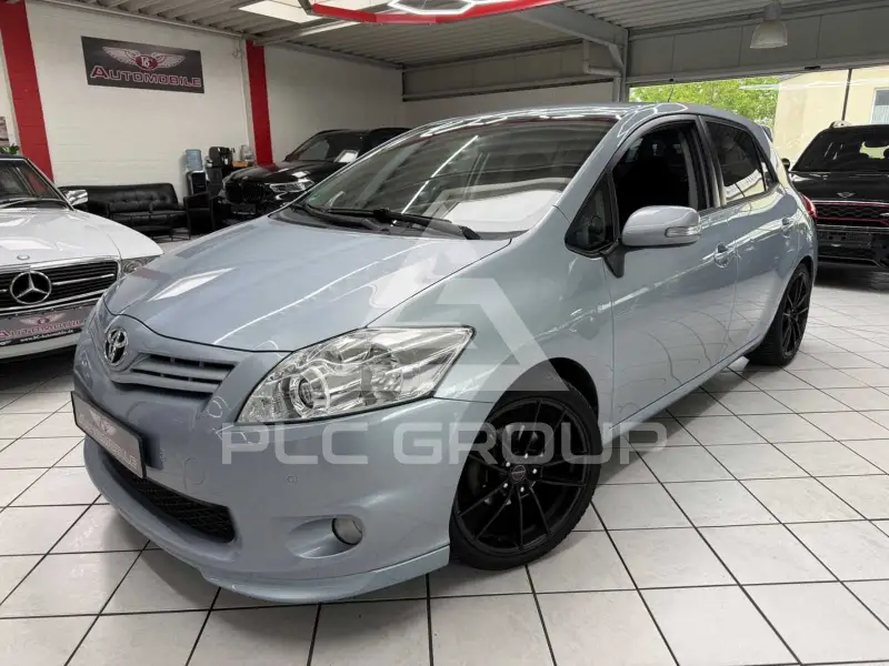 2011 Toyota AURIS