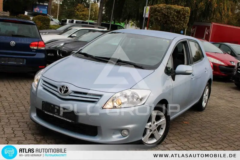 2011 Toyota AURIS