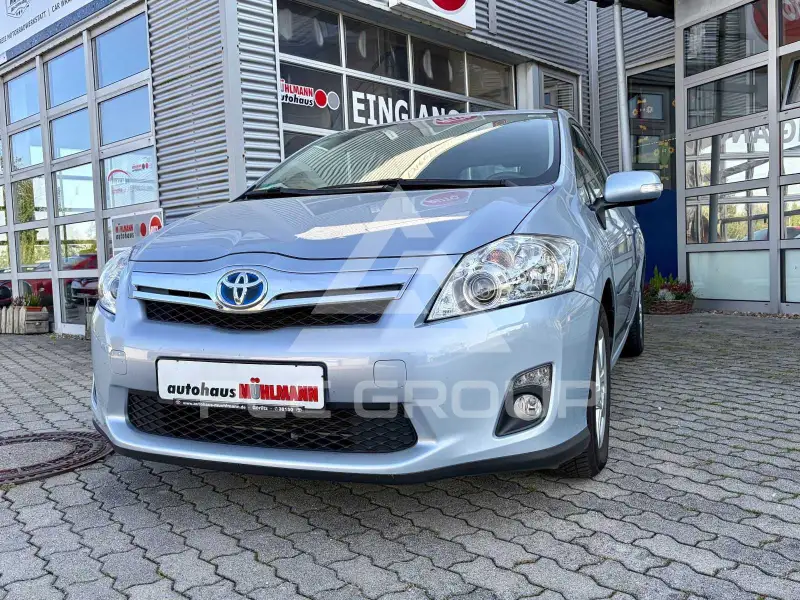 2011 Toyota AURIS