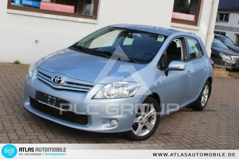 2011 Toyota AURIS