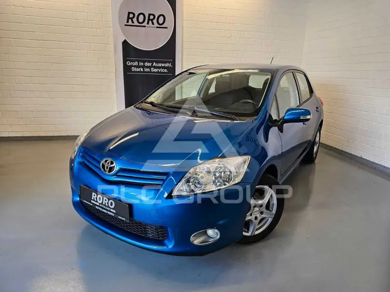 2011 Toyota AURIS