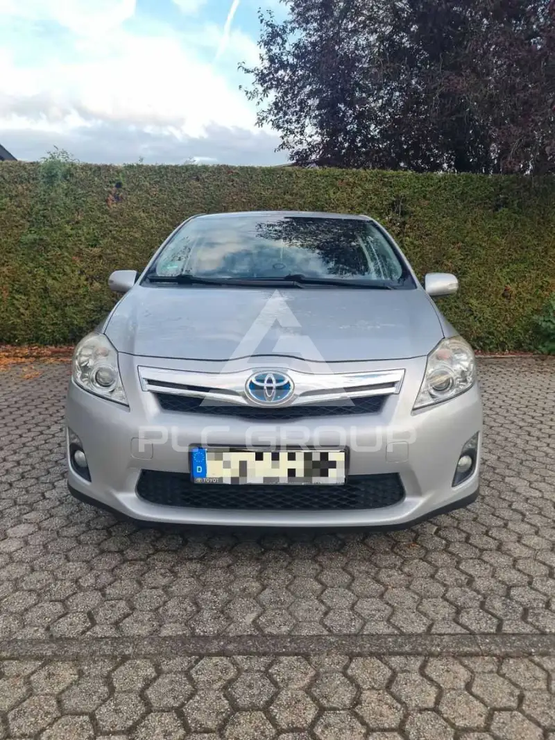 2011 Toyota AURIS
