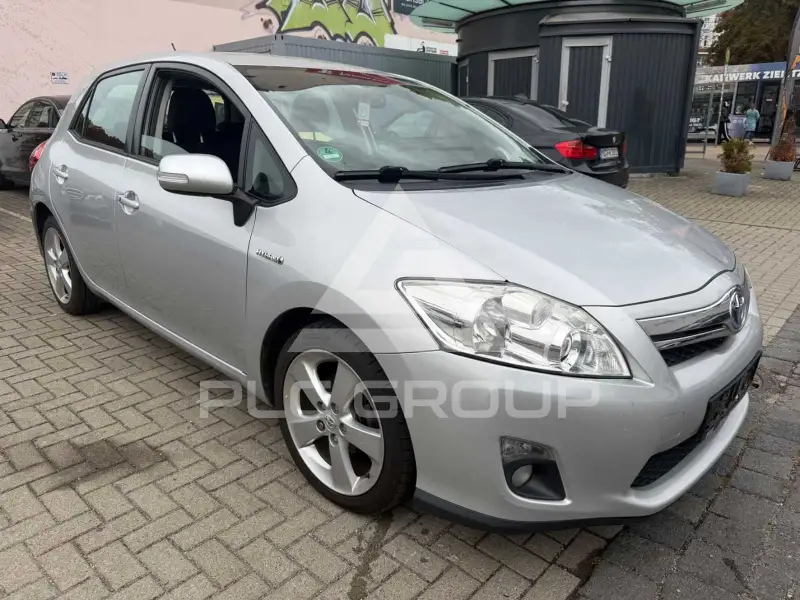 2011 Toyota AURIS