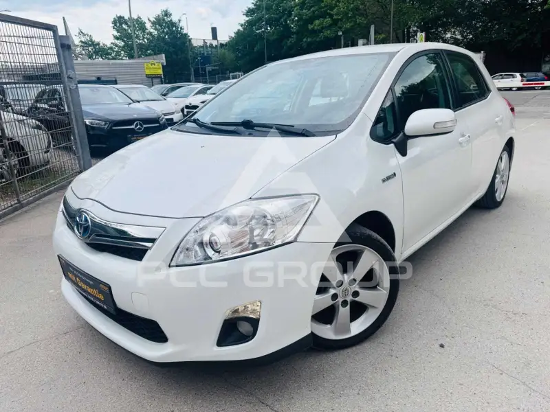 2011 Toyota AURIS