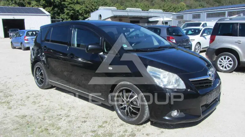2011 Toyota VERSO