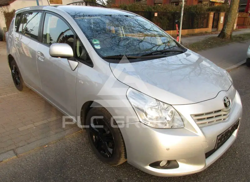 2011 Toyota VERSO