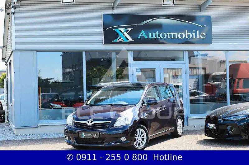 2011 Toyota VERSO