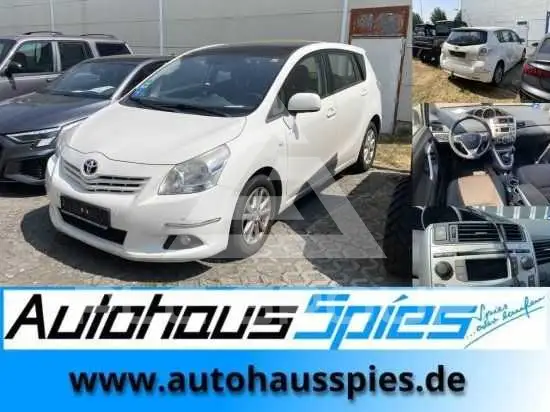 2011 Toyota VERSO