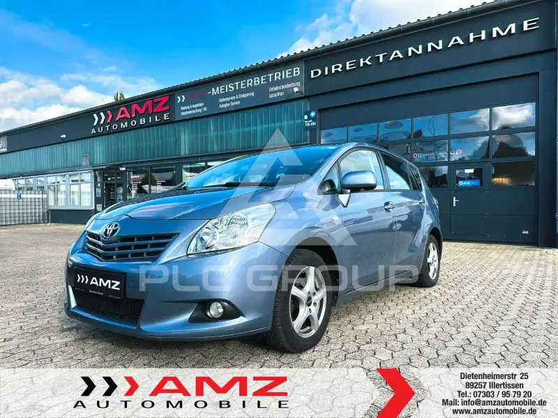 2011 Toyota VERSO