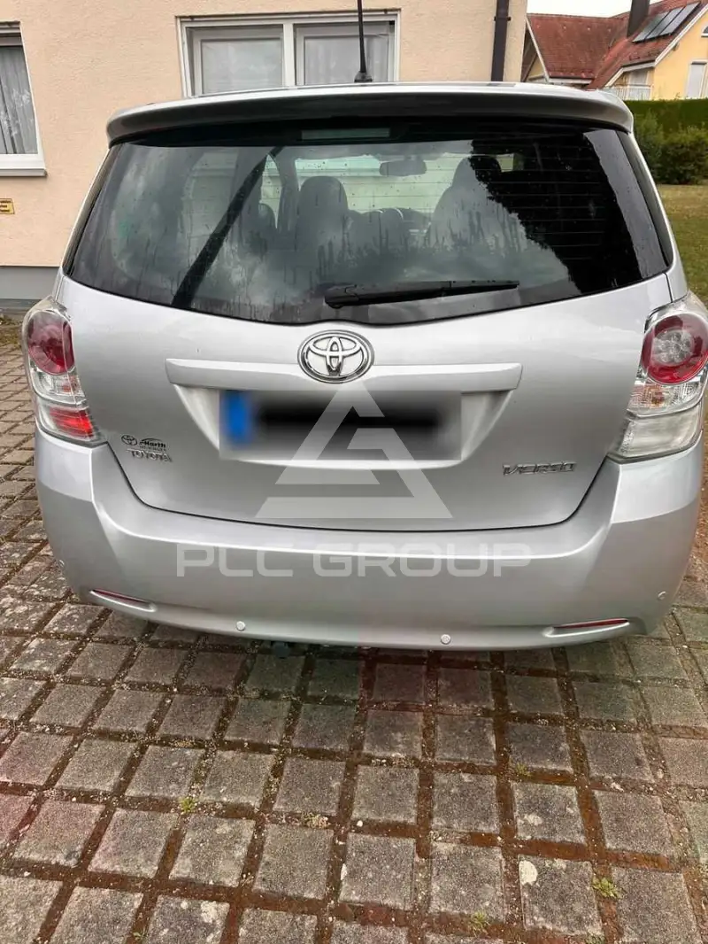 2011 Toyota VERSO