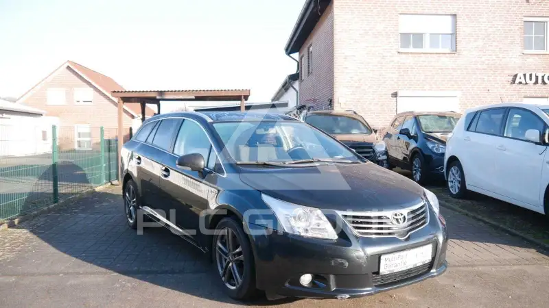 2011 Toyota Avensis