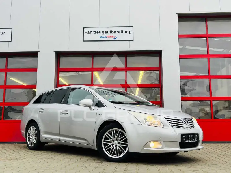 2011 Toyota Avensis