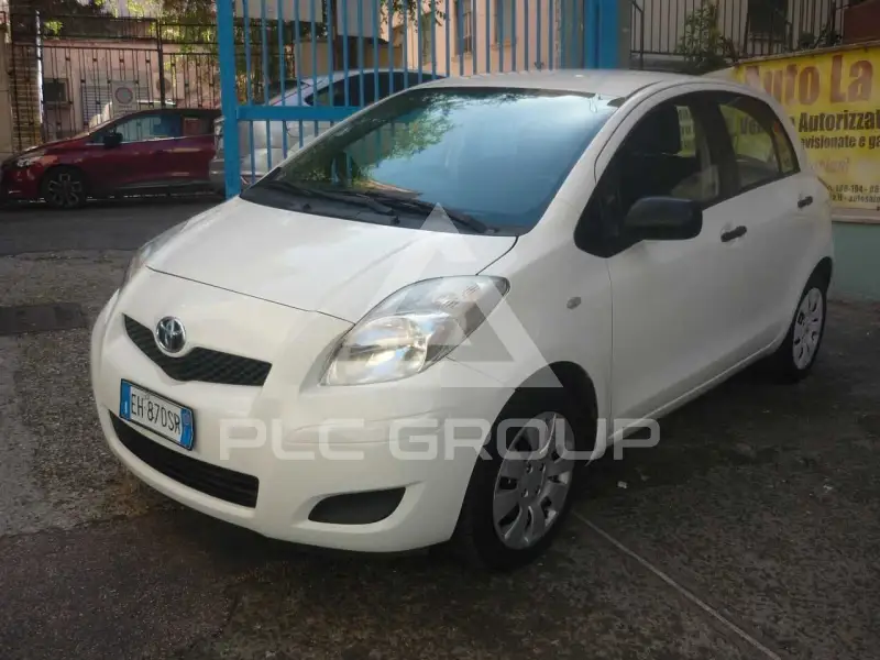 2011 Toyota YARIS