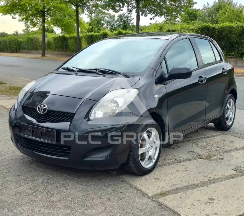 2011 Toyota YARIS