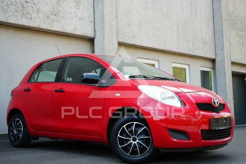 2011 Toyota YARIS