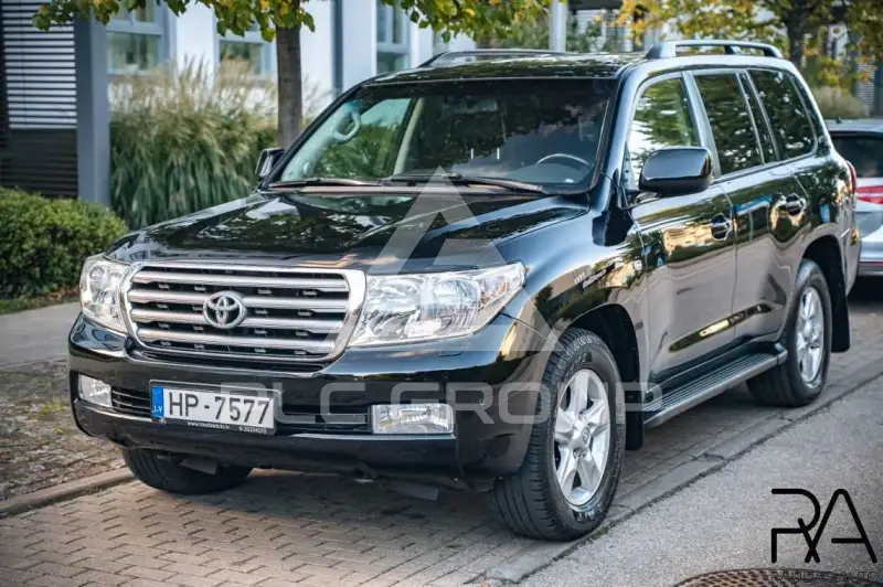 2011 Toyota LAND CRUISER