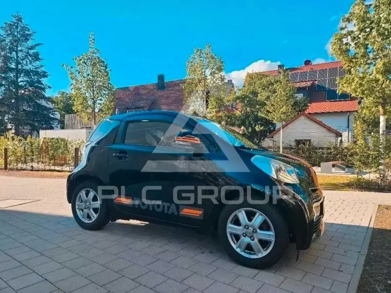 2011 Toyota IQ