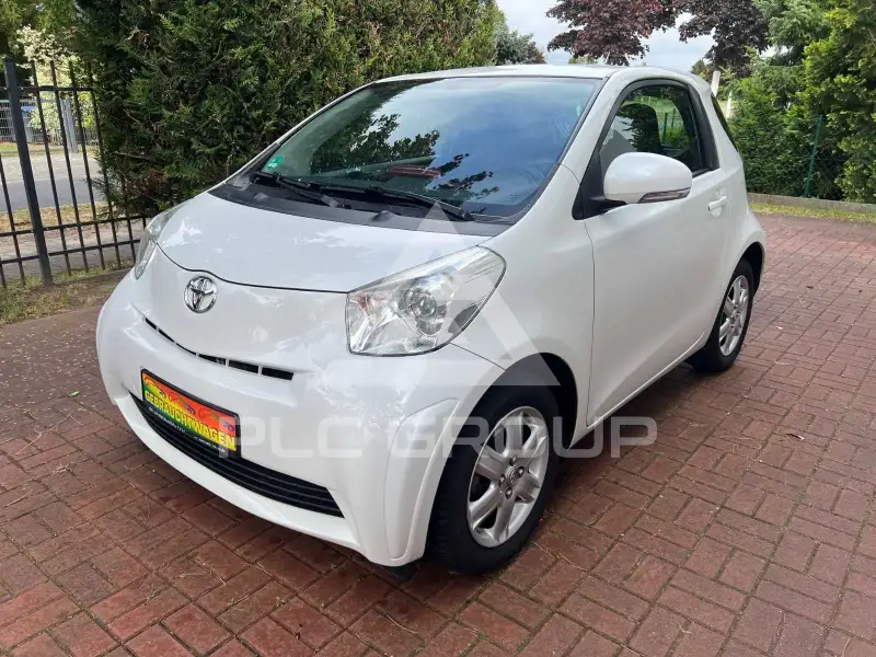 2011 Toyota IQ