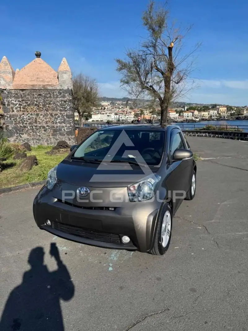 2011 Toyota IQ