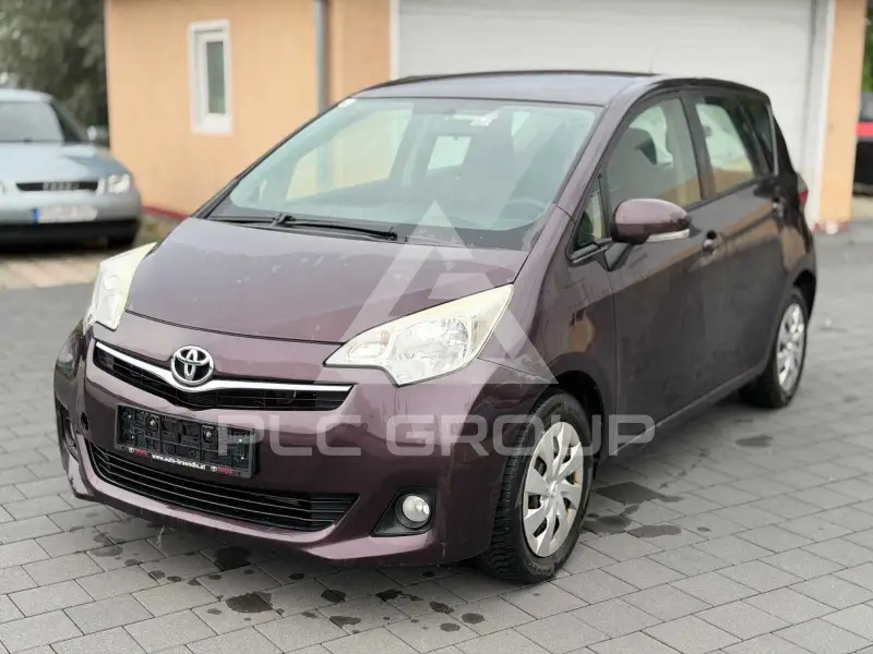 2011 Toyota VERSO
