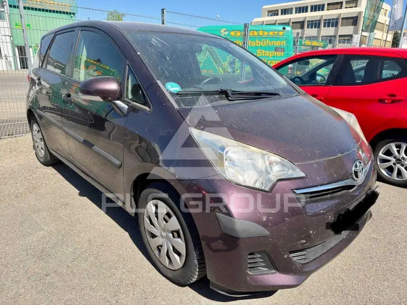 2011 Toyota VERSO