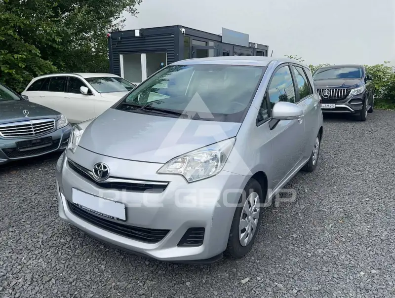 2011 Toyota VERSO