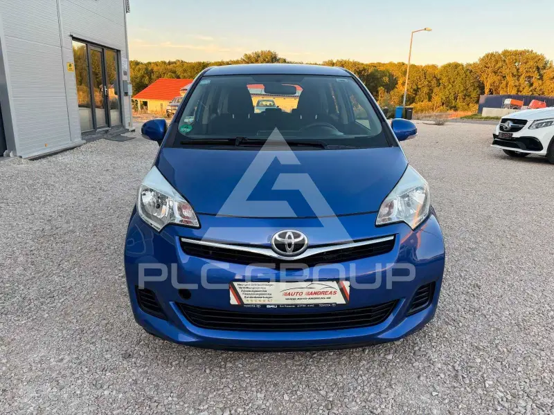 2011 Toyota VERSO