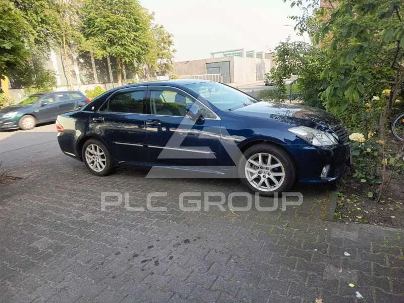 2011 Toyota Crown