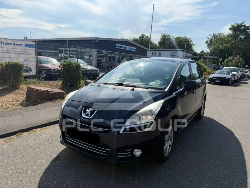 2011 Peugeot 5008