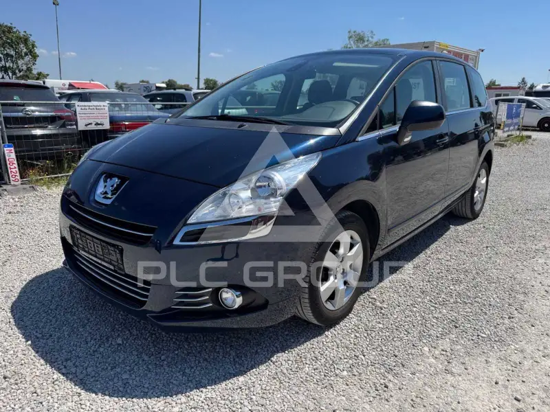 2011 Peugeot 5008