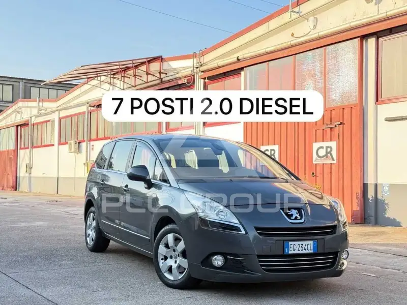 2011 Peugeot 5008