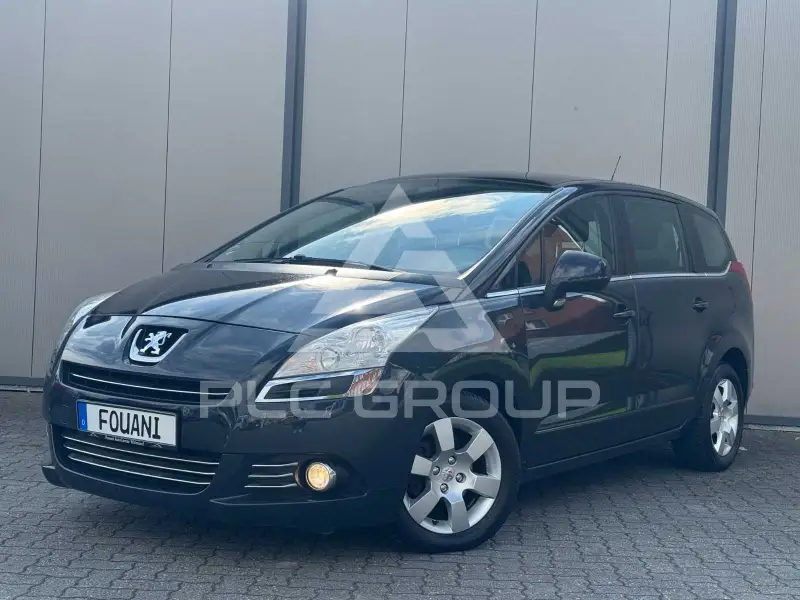 2011 Peugeot 5008