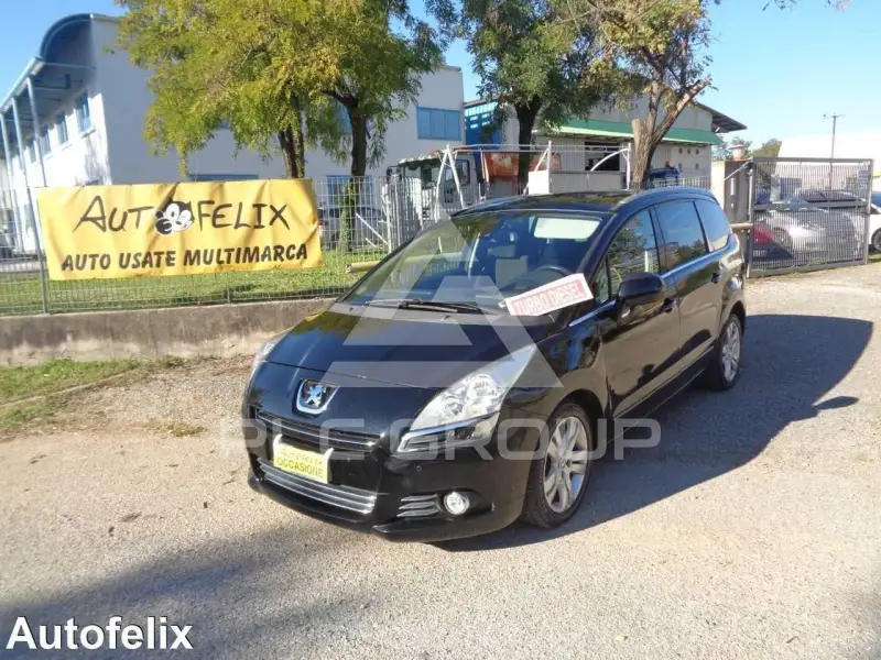 2011 Peugeot 5008